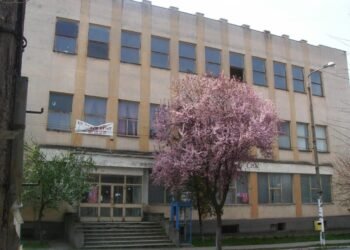 Orange România își vinde clădirea din Calafat! Prețul de pornire este de 280.000 de euro