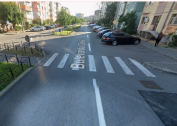 Nervi întinși la maximum în traficul din Craiova! Un pieton a sărit la bătaie după ce a fost lovit pe trecere