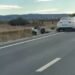 Mașină răsturnată pe șoseaua de centură, în Târgu Jiu