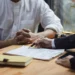 11 posturi scoase la concurs în Vâlcea! Se fac angajări pentru îngrijirea bătrânilor la domiciliu