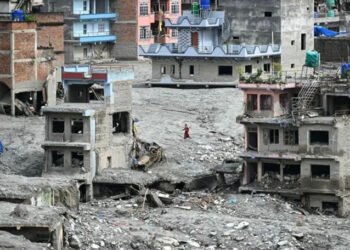 Cutremur devastator în Tibet! Morți, zeci de răniți și sute de case făcute una cu pământul