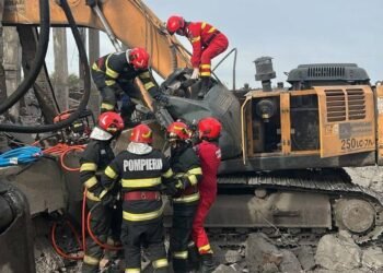 Tragedie la Băilești! Un om a murit strivit de o grindă de beton, în timp ce lucra la demolări