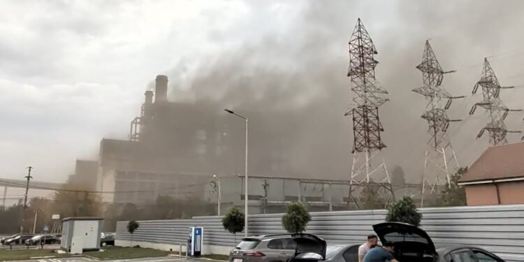 Norul de fum de la CET II Craiova, explicat de conducere: Nu a fost nicio avarie!