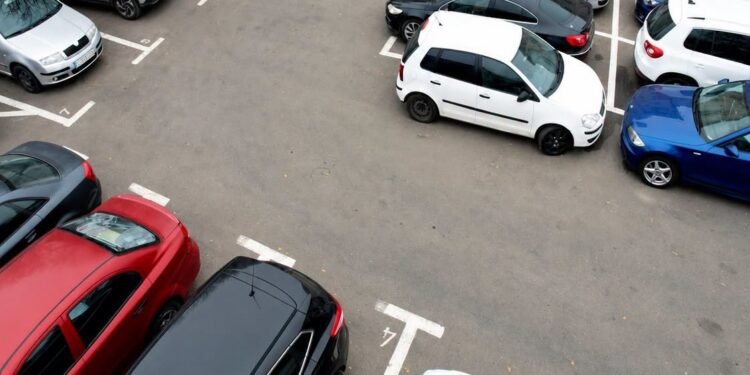 Ce amenzi prevede noul regulament pentru parcări din Craiova
