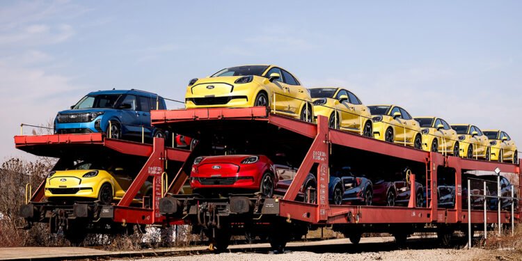 Ford Craiova, producție ceva mai mică, dar creștere explozivă a exporturilor