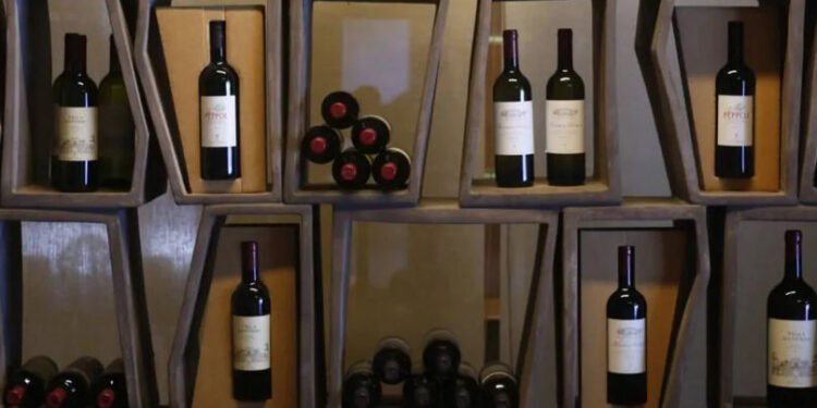 JAF DE CINCI MILIOANE DE EURO! Hoții au dat lovitura la o vinărie celebră din Italia și au plecat cu 30.000 de sticle de vin!